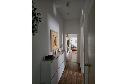 Große möblierte Wohnung - 750,00&nbsp;EUR Kaltmiete, ca.&nbsp; 65,00&nbsp;m&sup2; in Bielefeld (PLZ: 33611) Schildesche