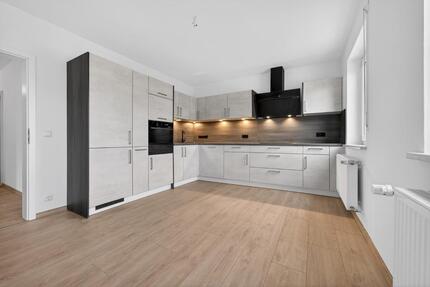 modernisierte 5 Zimmer-Wohnung in Zandt (ca. 102qm)