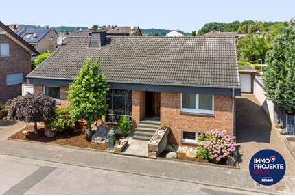 Haus zum Kaufen in Frechen 399.000,00 € 153.21 m²