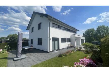Modernes Wohnen auf höchstem Niveau - Bernsdorf Großgrabe