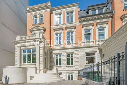 Haus zum Kaufen in Hamburg 4.550.000,00 € 408 m²