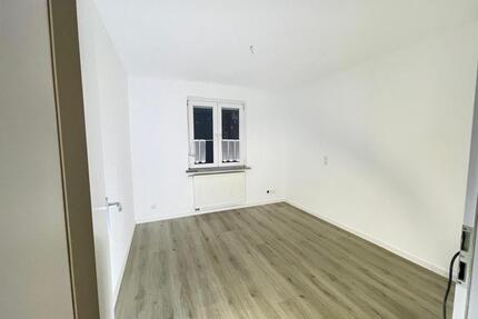 Wohnung in Rv - 1.200,00&nbsp;EUR Kaltmiete, ca.&nbsp; 85,00&nbsp;m&sup2; in Ravensburg (PLZ: 88212)
