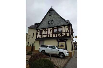 Haus zum Kaufen in Gemünden 69.600,00 € 170 m²