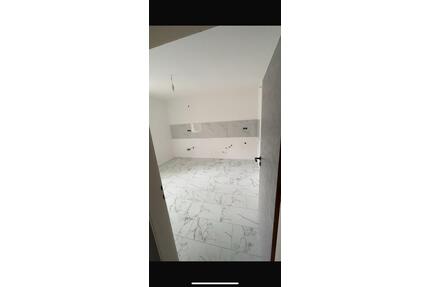 2 Zimmer Wohnung in OB Lirich ab sofort zu vermieten - Oberhausen Alstaden