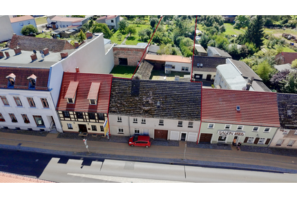 Haus zum Kaufen in Liebenwalde 198.000,00 € 256.05 m²