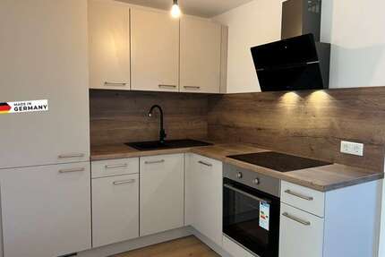 Wohnung zum Mieten in Dresden 1.149,00 € 81.76 m²