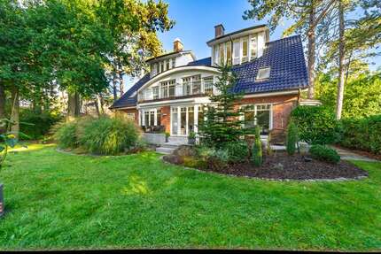 Haus zum Kaufen in Timmendorfer Strand 3.190.000,00 € 400 m²