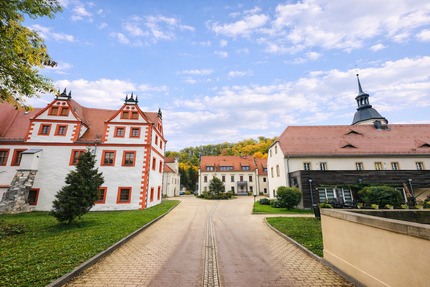 Charmante Denkmal-ETW mit Terrasse & Einbauküche - nachhaltig vermietet - Kreischa Lungkwitz