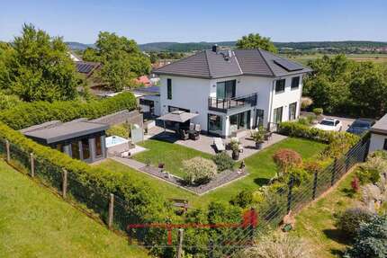 Haus zum Kaufen in Fronhausen 980.000,00 € 214 m²