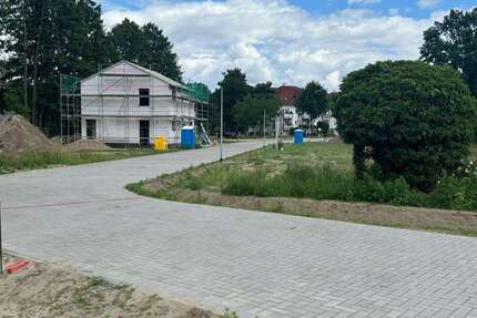 Grundstück zu verkaufen in Treuenbrietzen 108.000,00 € 600 m²