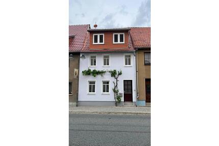 Modern saniertes Einfamilienhaus - Bürgel