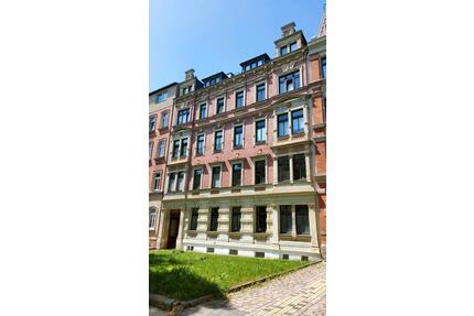 Mehrfamilienhaus 8 Wohnungen , 1 Gewerbe - Anlageobjekt - Chemnitz Helbersdorf