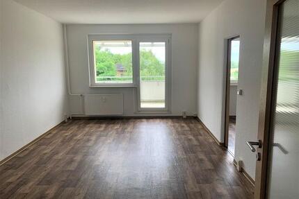 2-Raum-Wohnung mit großem Balkon - Oschersleben (Bode)