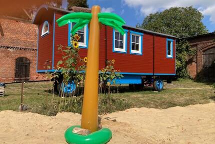 8 m Bauwagen für Paar, alles drin, ev. mit Stellplatz - Fürstenberg/Havel