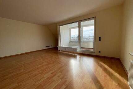 Nähe Krankenhaus und Universität: Leben und Wohnen über zwei Ebenen. - Lüneburg Oedeme