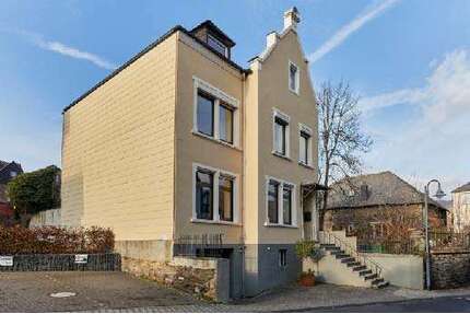 Haus zum Kaufen in Bernkastel­ Kues 596.000,00 € 210 m²