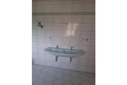 Vermietung einer größeren 2 Zimmerwohnung Nähe Katzbach Cham