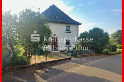 Haus zum Kaufen in Steinborn 120.000,00 € 148 m²