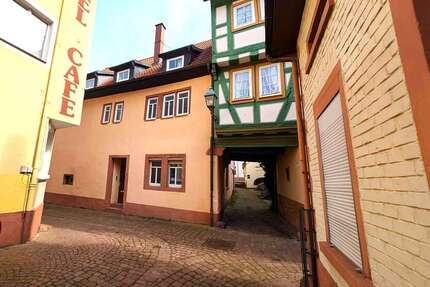 Haus zum Kaufen in Miltenberg 179.000,00 € 157.6 m²