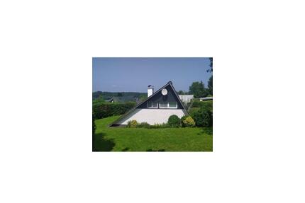 Bungalow mit Aussicht! - 130.000,00&nbsp;EUR Kaufpreis, ca.&nbsp; 57,00&nbsp;m&sup2; in Hirzenhain (PLZ: 63697)