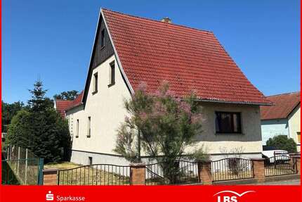 Haus zum Kaufen in Tettau 240.000,00 € 170 m²