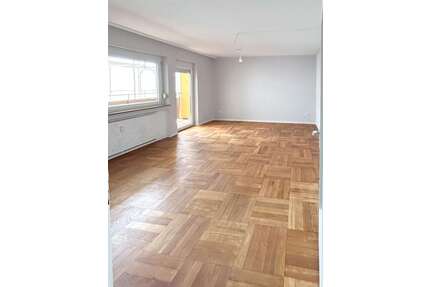 Wohnung zum Mieten in Böblingen 1.059,37 € 81 m²