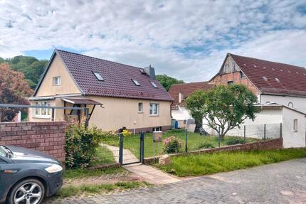 Haus Einfamilienhaus Mehrfamilienhaus Grundstück Garagen Garten - Allstedt