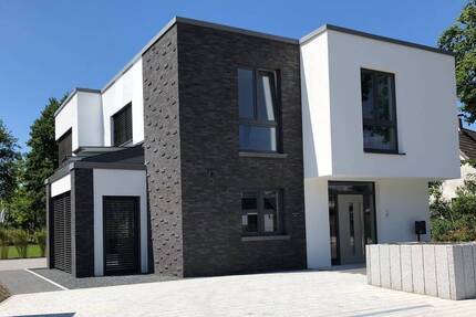 Außergewöhnliche Immobilie zur gewerblichen Nutzung. - Kaltenkirchen