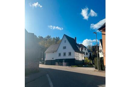 Schönes Einfamilienhaus Freistehend - Kämpfelbach