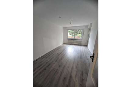 Wohnung zum Mieten in Crossen an der Elster 340,00 € 59 m²