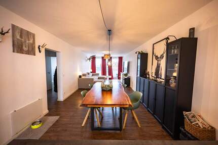 Naturverliebte aufgepasst: Stilvoll sanierte, lichtdurchflutete Wohnung! Ab sofort bezugsfrei! - Wiesbaden Auringen