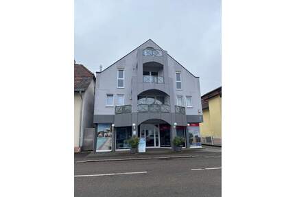 Charmantes 2-Zimmer-Apartment mit Balkon in Baden-Baden Sandweier