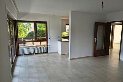 Wohnung zum Kaufen in Baden-Baden 249.000,00 € 76.97 m²