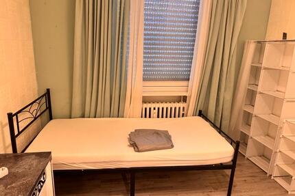 Möbliertes WG Zimmer in Köln Porz