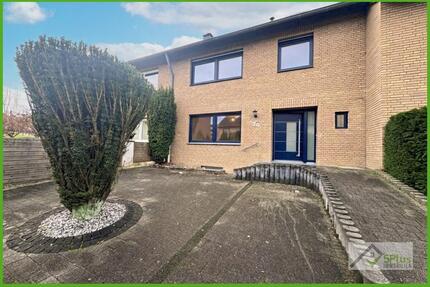 + 5PLUS + SANIERTES SCHMUCKSTÜCK + PLATZ FÜR DIE GANZE FAMILIE IN STOLBERGATSCH AM WALD + - Stolberg (Rheinland)