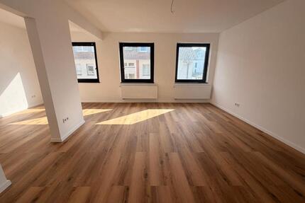 Kernsanierte Wohnung im 2. OG Krefeld Stadtmitte, ab 01.05.2026
