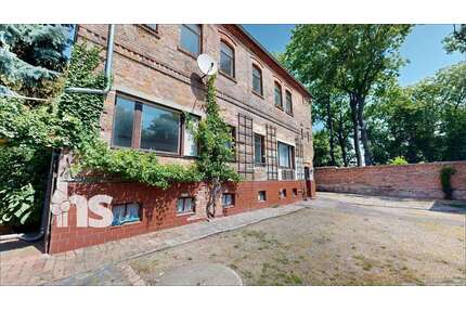 Haus zum Kaufen in Schafstädt 98.000,00 € 300 m²