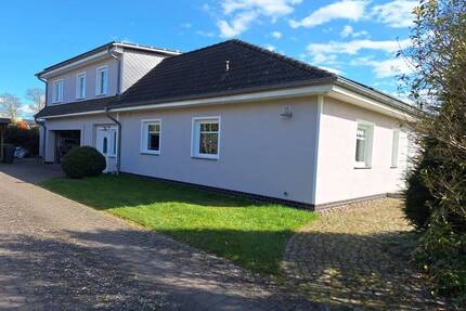 Gepflegtes Einfamilienhaus mit Einliegerwohnung in Dersekow nahe Greifswald