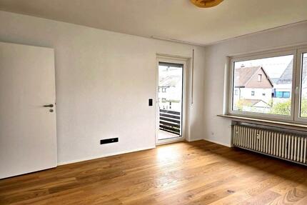 Frisch sanierte 3-Zimmer-Wohnung mit Einbauküche & Balkon – Ortsk - Leinfelden-Echterdingen