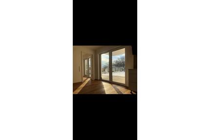 Helle 2-Zimmerwohnung am Allachbach - Straubing