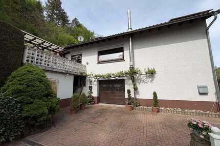 Haus zum Kaufen in Niederschlettenbach 395.000,00 € 258 m²