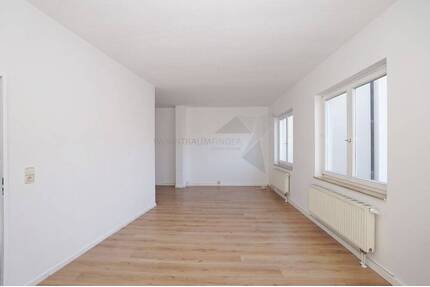 ACHTUNG !!! TG-Stellplatz geschenkt !!! Renovierte 3-Raum-Wohnung nahe Schwanenteich - Zwickau Innenstadt