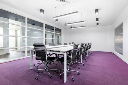 Service-büros für 10 Personen in Regus Maximiliancenter - Memmingen
