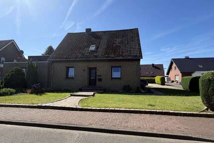 Haus zum Kaufen in Reken 149.000,00 € 158.17 m²