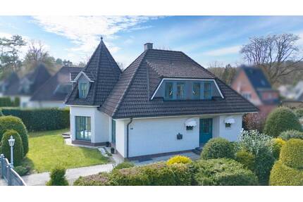 Repräsentatives Wohnhaus mit Vollkeller an ruhiger Privatstraße in Wentorf - Wentorf /bei Hamburg