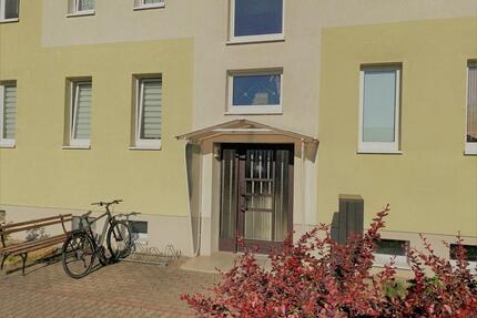 Bezug einer sehr gemütlichen Wohnung mit einem verglasten XXL-Balkon. - Wurzen