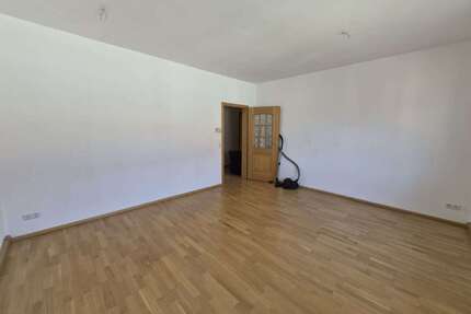 Wohnung zum Kaufen in Stuttgart 319.000,00 € 64 m²