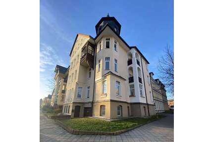 Haus zum Kaufen in Taucha 1.150.000,00 € 700 m²