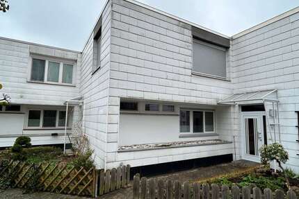 Haus zum Kaufen in Wolfsburg 216.000,00 € 124 m²