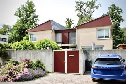Architektenhaus in bester Lage von Bad-Schönborn-Zwei Terrassen, Gartenidylle & zwei PKW Stellplätze - Bad Schönborn Langenbrücken